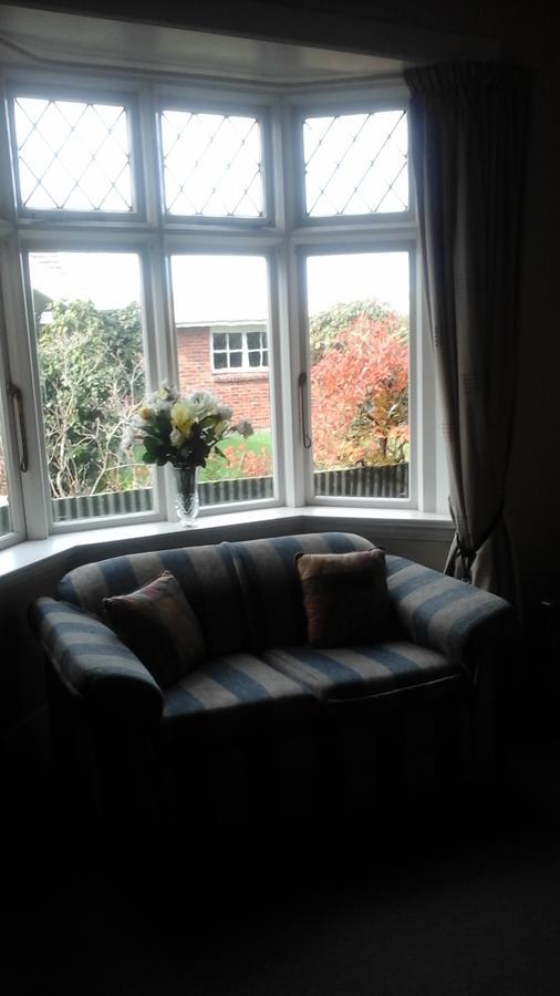 Elizabeth Court Bed And Breakfast Timaru Exterior foto